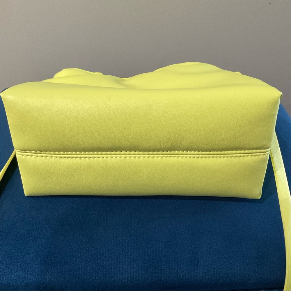 A New Day Ruched top Handle Crossbody Hand bag - Picture 6 of 11
